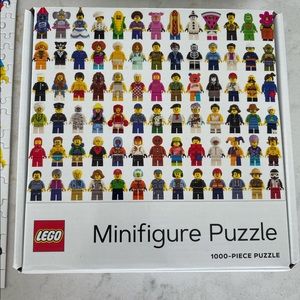 Lego 1000 piece Minifigure Puzzle